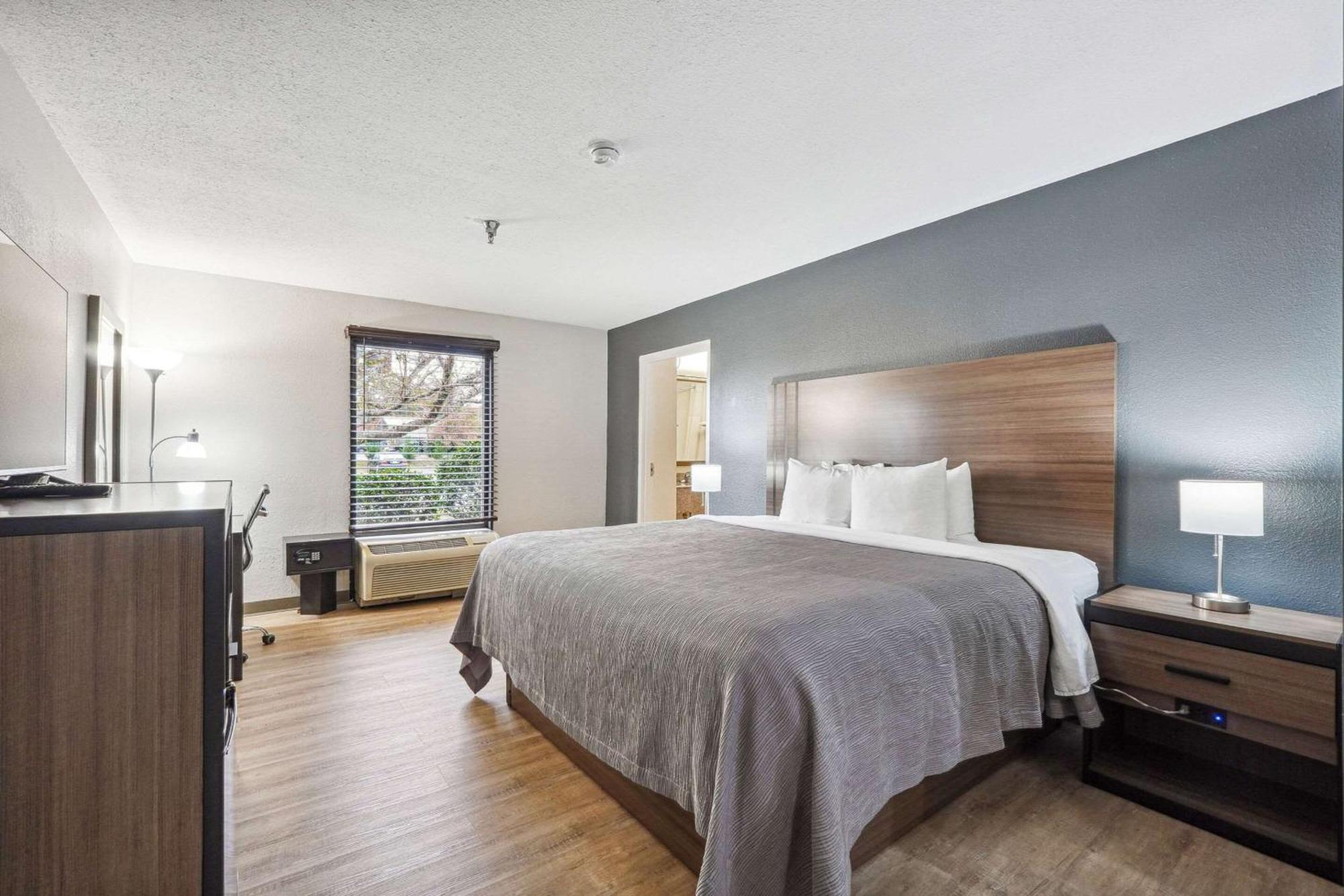 Quality Inn & Suites 도손빌 외부 사진